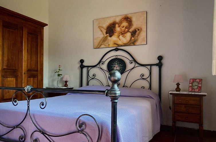 Vakantiehuis Villa mit privatem Pool in der Nähe von Bolghe