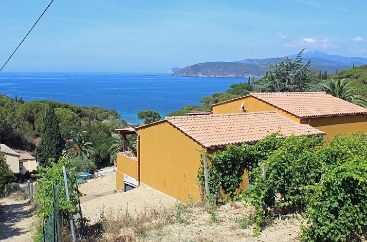 Appartement 'Artemis2' mit Terrasse