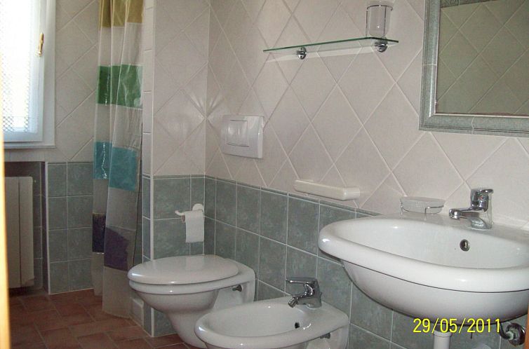 Appartement mit Terrasse