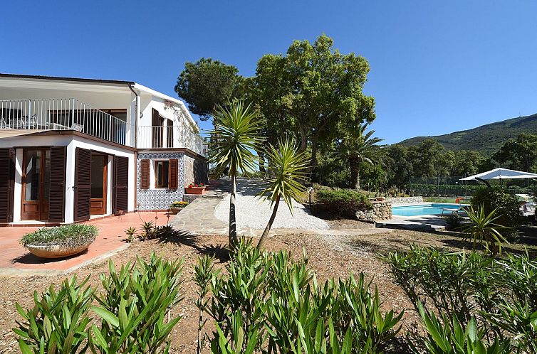 Vakantiehuis "Villa EnriMar" mit privatem Pool
