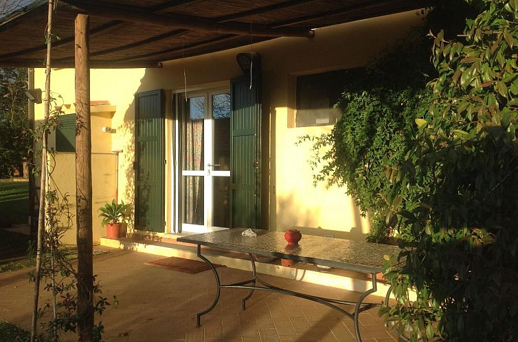 Appartement Haus mit Gartenblick