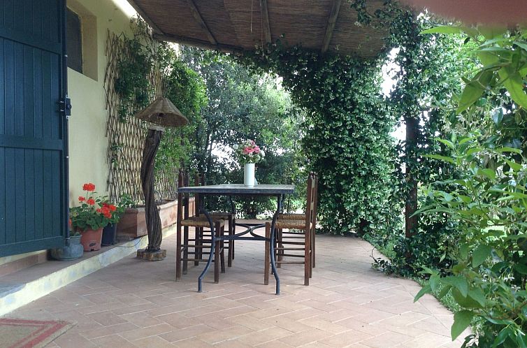 Appartement Haus mit Gartenblick