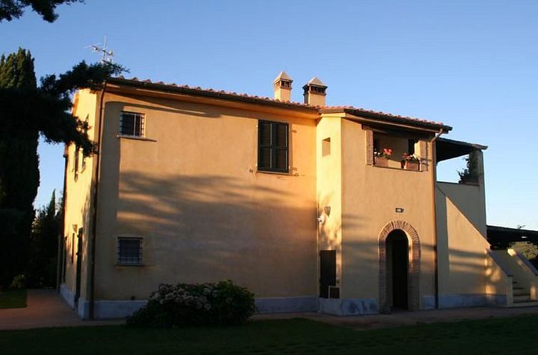 Appartement Haus in Manciano mit Terrasse, Garten und Grill