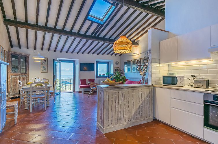 Appartement Trilocale Casa nel Castello