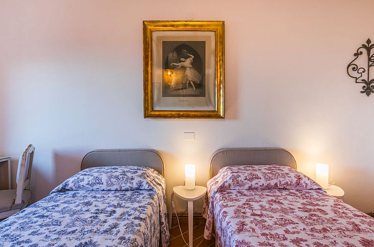 Appartement Trilocale Casa nel Castello