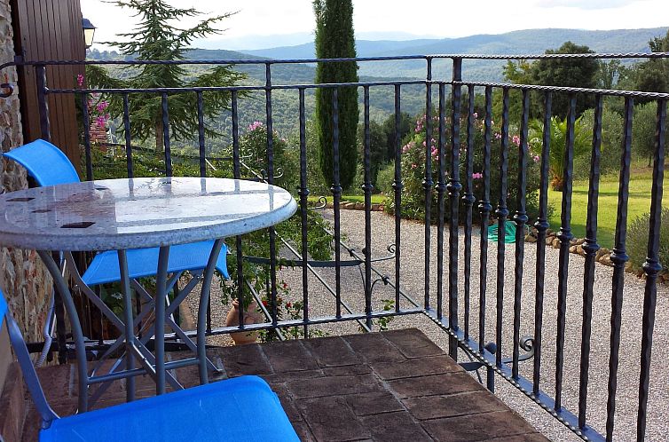 Appartement Anwesen mit Balkon