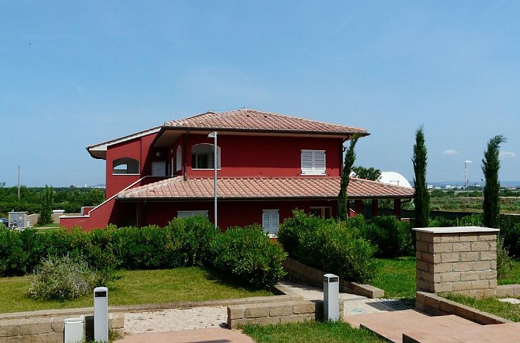 Appartement Geräumige Alloggion mit eigener Terrasse, AC