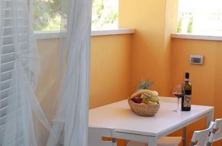 Appartement Geräumige Alloggion mit eigener Terrasse, AC