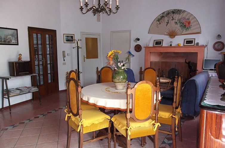 Appartement Haus mit Terrasse