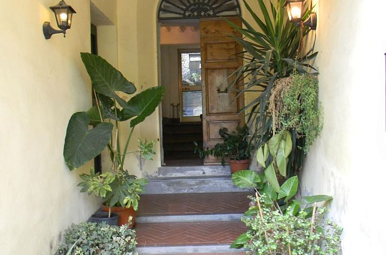 Appartement Haus mit Terrasse