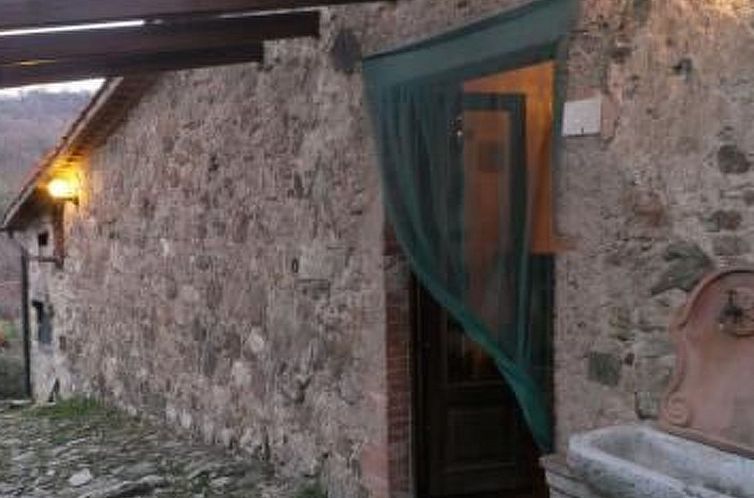 Appartement Casa Cardeta Ferienwohnung