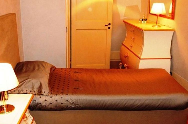 Appartement Stilvolle Wohnung mit Whirlpool in einem Renaiss