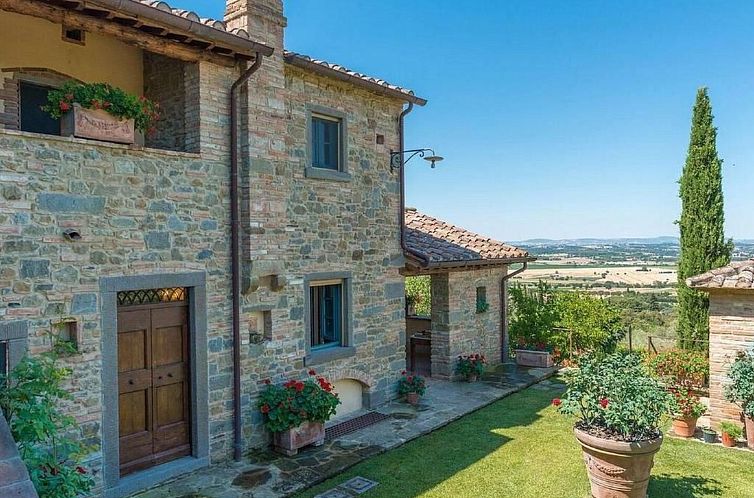 Appartement Wohnung in Cortona mit Terrasse, Garten und Gril