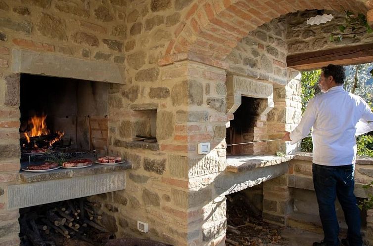 Appartement Wohnung in Cortona mit Terrasse, Garten und Gril
