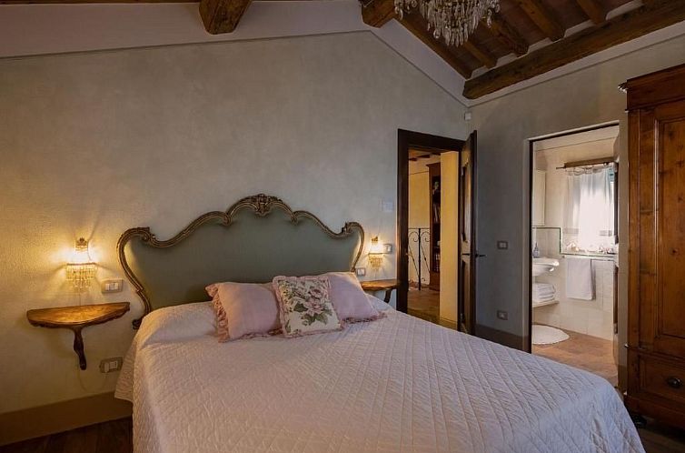 Appartement Wohnung in Cortona mit Terrasse, Garten und Gril