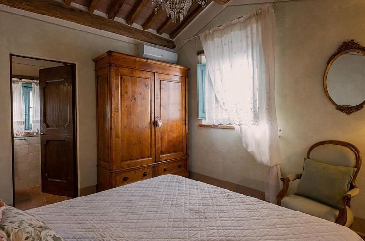 Appartement Wohnung in Cortona mit Terrasse, Garten und Gril