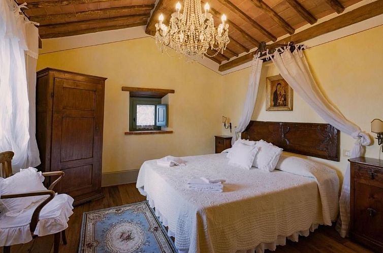 Appartement Wohnung in Cortona mit Terrasse, Garten und Gril