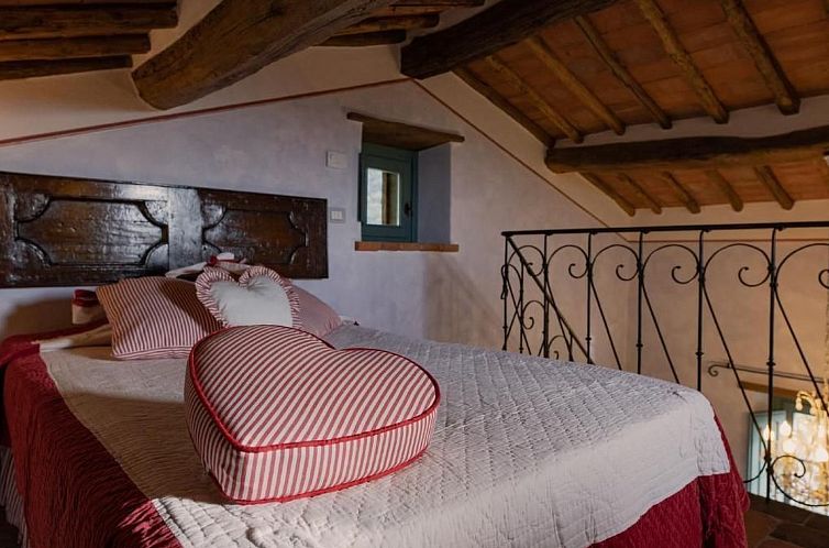 Appartement Wohnung in Cortona mit Terrasse, Garten und Gril