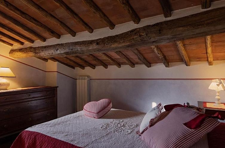 Appartement Wohnung in Cortona mit Terrasse, Garten und Gril