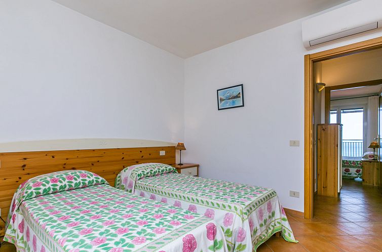 Appartement Three-room apartment