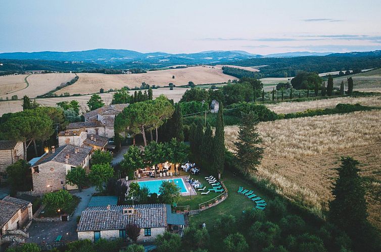 Appartement 'Santinovo olivo' mit Pool