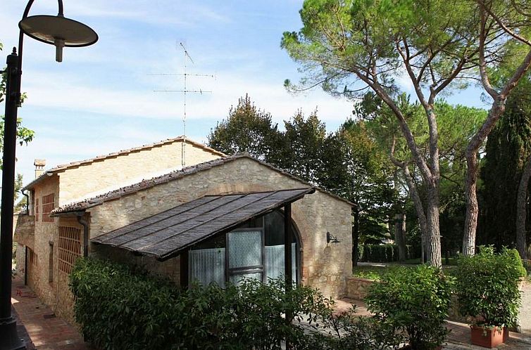 Appartement 'Santinovo olivo' mit Pool