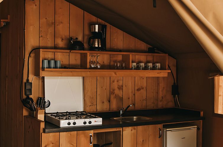 Safaritent incl. sanitair