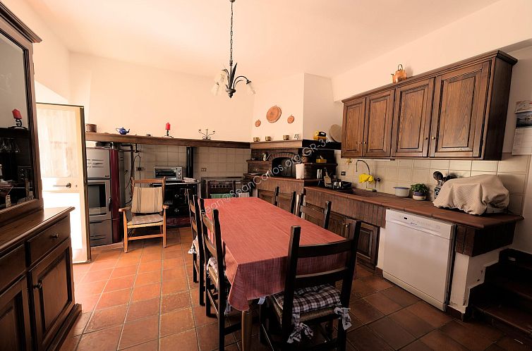 Geschakelde woning in Cinigiano