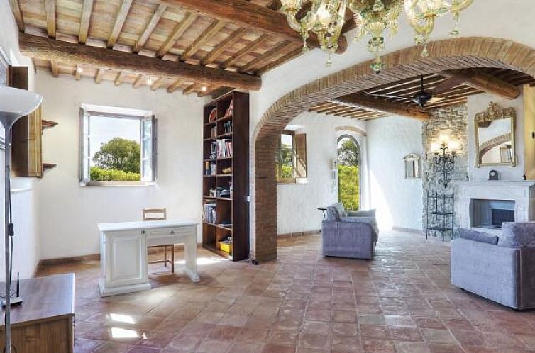 Vrijstaande woning in Volterra