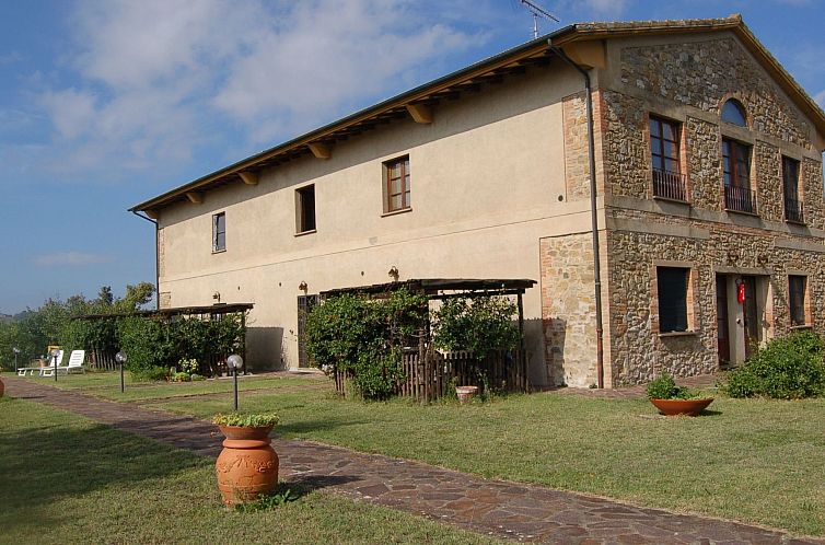 Vakantiehuis Schönes Ferienhaus in Volterra mit Großem Gar