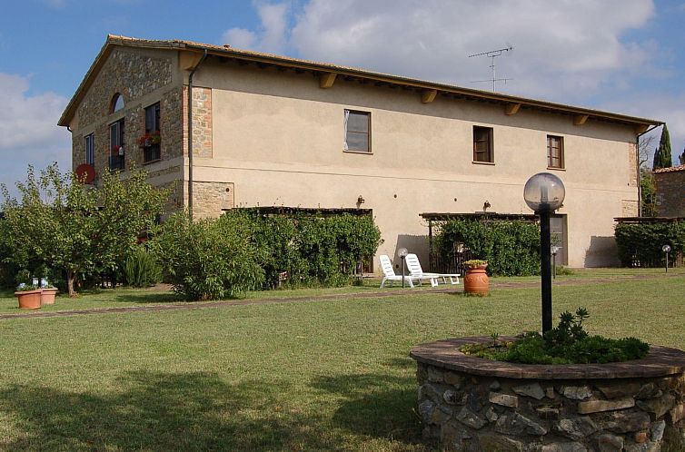 Vakantiehuis Schönes Ferienhaus in Volterra mit Großem Gar