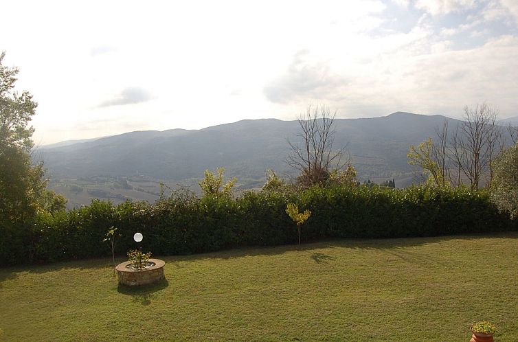 Vakantiehuis Schönes Ferienhaus in Volterra mit Großem Gar