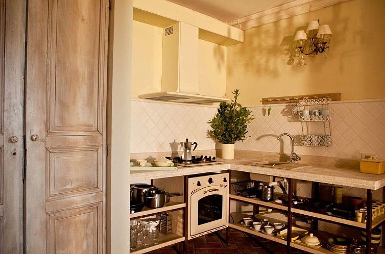 Appartement "Villa Famiglia" mit Pool