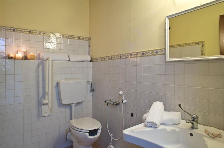 Appartement Wohnung "Tulip" mit Gemeinschaftspool