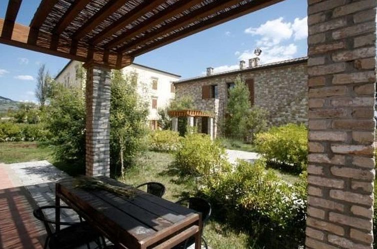 Appartement "Villa Felicita" mit Pool