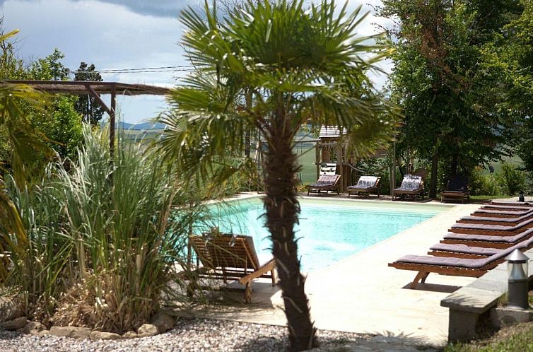 Appartement "Villa Felicita" mit Pool