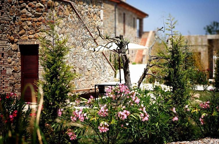 Appartement "Villa Allegria" mit Gemeinschaftspool