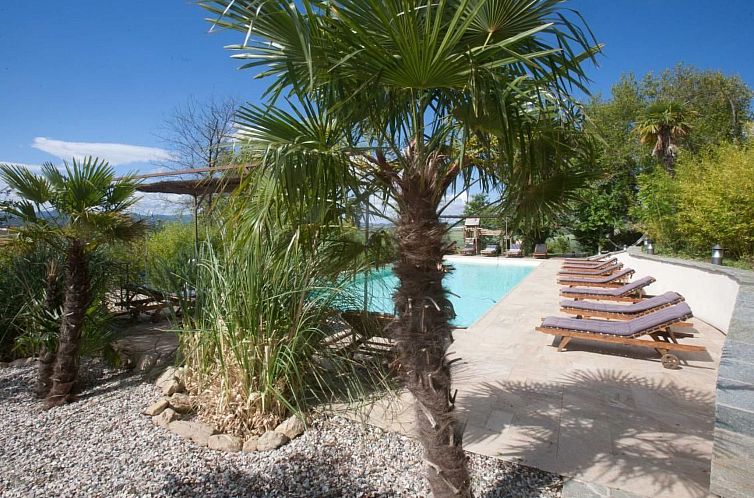 Appartement "Villa Allegria" mit Gemeinschaftspool