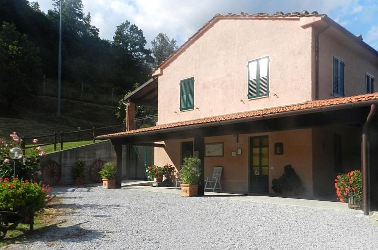 Appartement Wohnung in Piteglio mit Privatem Garten