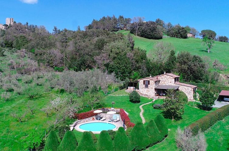 Vakantiehuis Anwesen "Toskanische Villa" mit privatem Pool