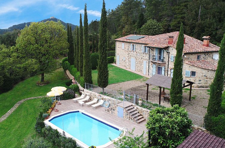 Vakantiehuis in Montecastelli Pisano mit beheiztem Whirlpool