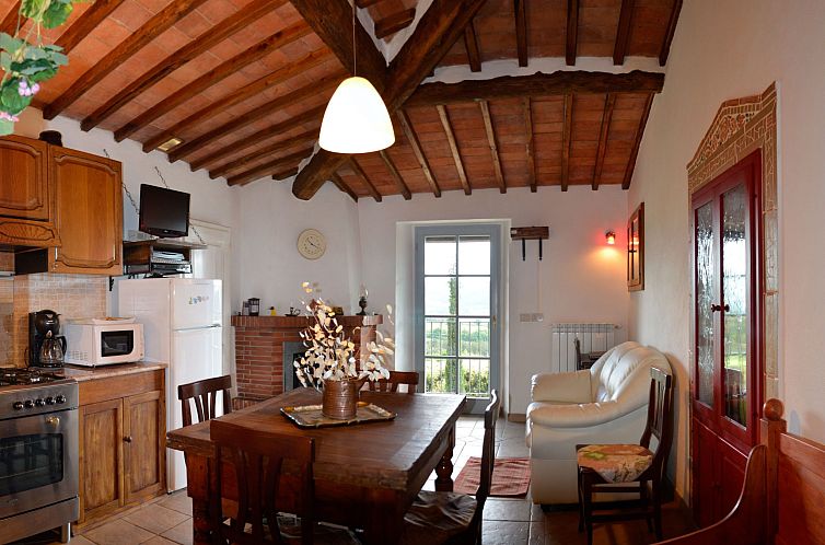 Vakantiehuis in Montecastelli Pisano mit beheiztem Whirlpool