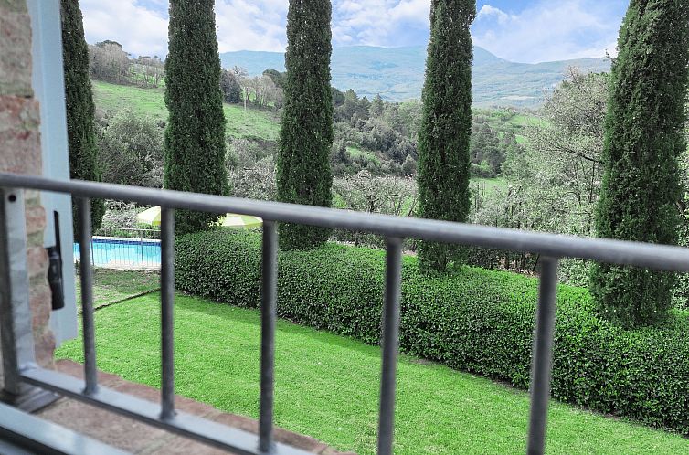 Vakantiehuis in Montecastelli Pisano mit beheiztem Whirlpool