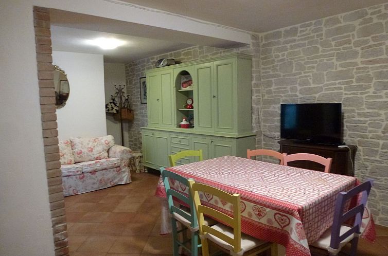 Vakantiehuis Rustico inmitten eines Olivenhainens