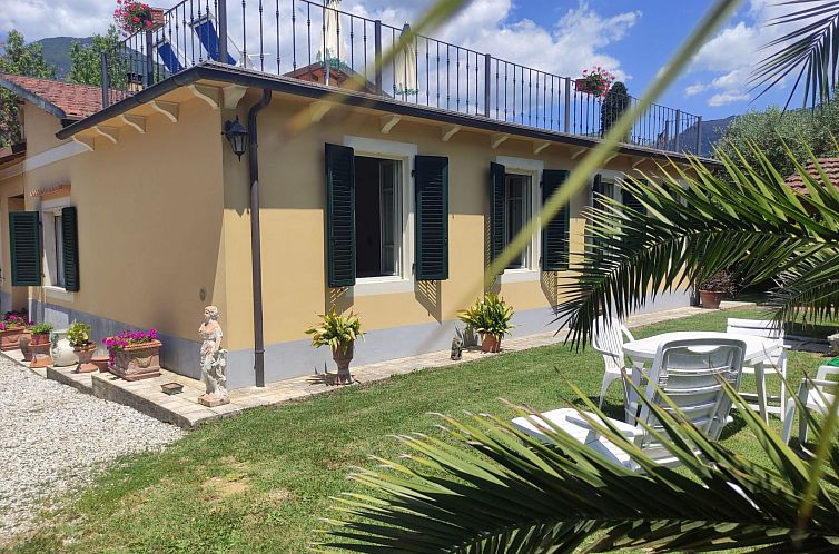 Vakantiehuis Villa mit schönem Gartne und Sonnenterrasse