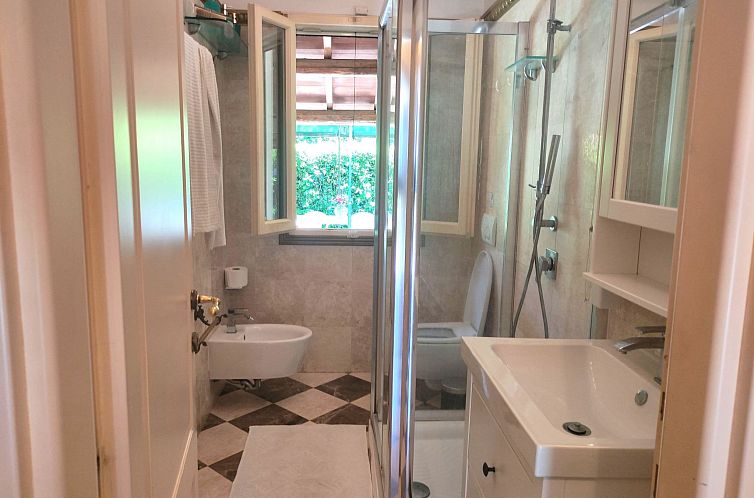 Vakantiehuis Villa mit schönem Gartne und Sonnenterrasse