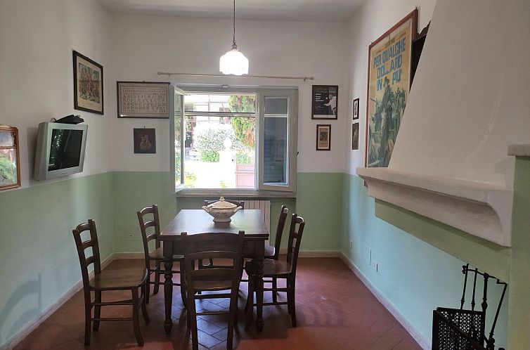 Vakantiehuis Villa mit schönem Gartne und Sonnenterrasse