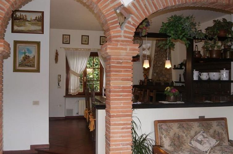 Vakantiehuis Villa mit privatem überdachbarem Pool