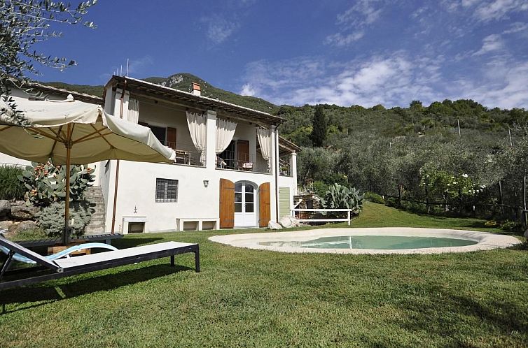 Vakantiehuis Villa mit Garten, Grill und Terrasse