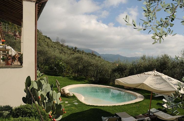 Vakantiehuis Villa mit Garten, Grill und Terrasse
